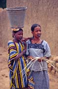 Local girls. They have decorative tattoo around their mouth. Bor� village. Mali.
