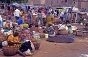 Beginning of Monday market at Djenn� city. Mali.