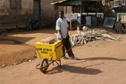 Ice-cream seller at N'Gaound�r� town. Cameroon.