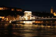 Chain Bridge (Sz�chenyi L�nch�d), Budapest. Hungary.