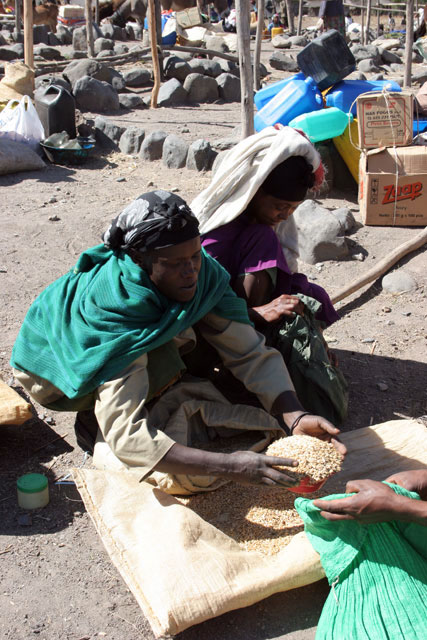 Market, south of Addis Abbeba. South,  Ethiopia.