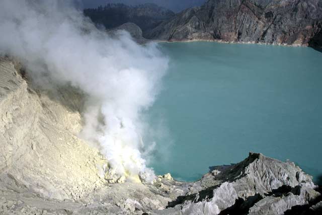 Kawah Ijen Vulcano. Java,  Indonesia.