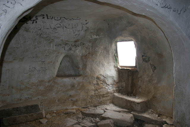 Fortress Husn Thilla and room of imam who lived here. Yemen.