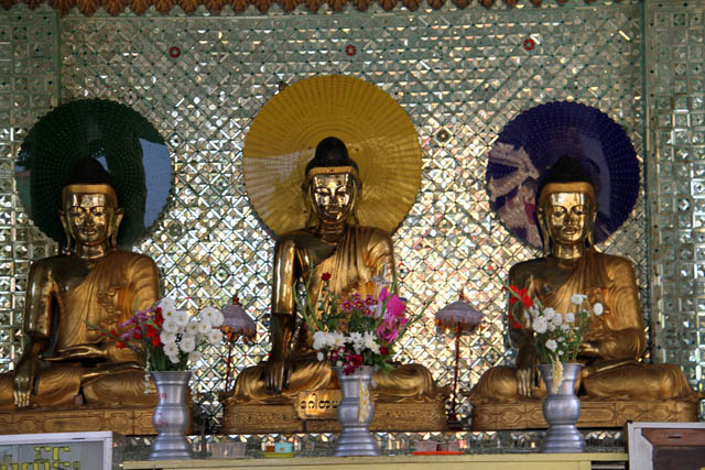 Shwemawdaw Paya, Bago town. Myanmar (Burma).