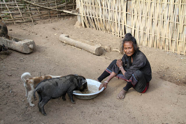 Village of Eng tribe, area around Kengtung town. Myanmar (Burma).