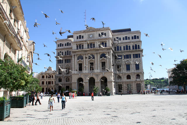 Plaza de San Francisco de Asis, old Havana (Habana Vieja). Cuba.